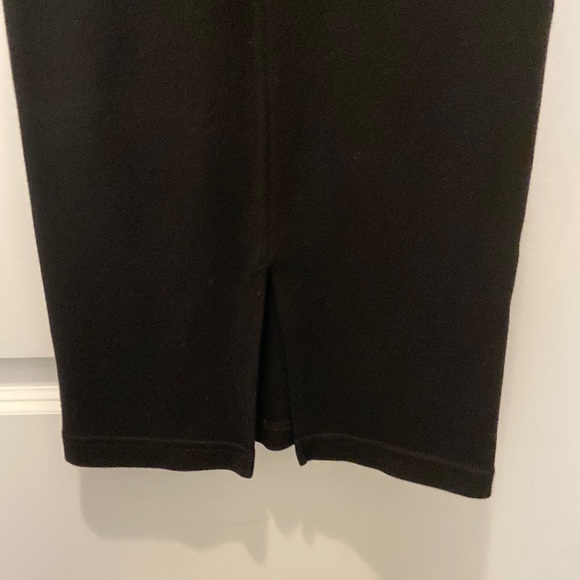 Black bodycon midi dress - Picture 2 of 3